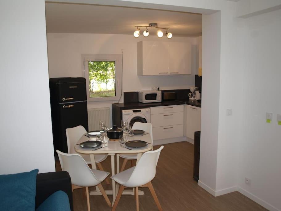 Appartement Terrasse Jardin Rive Gauche Du Port Vannes Exterior photo